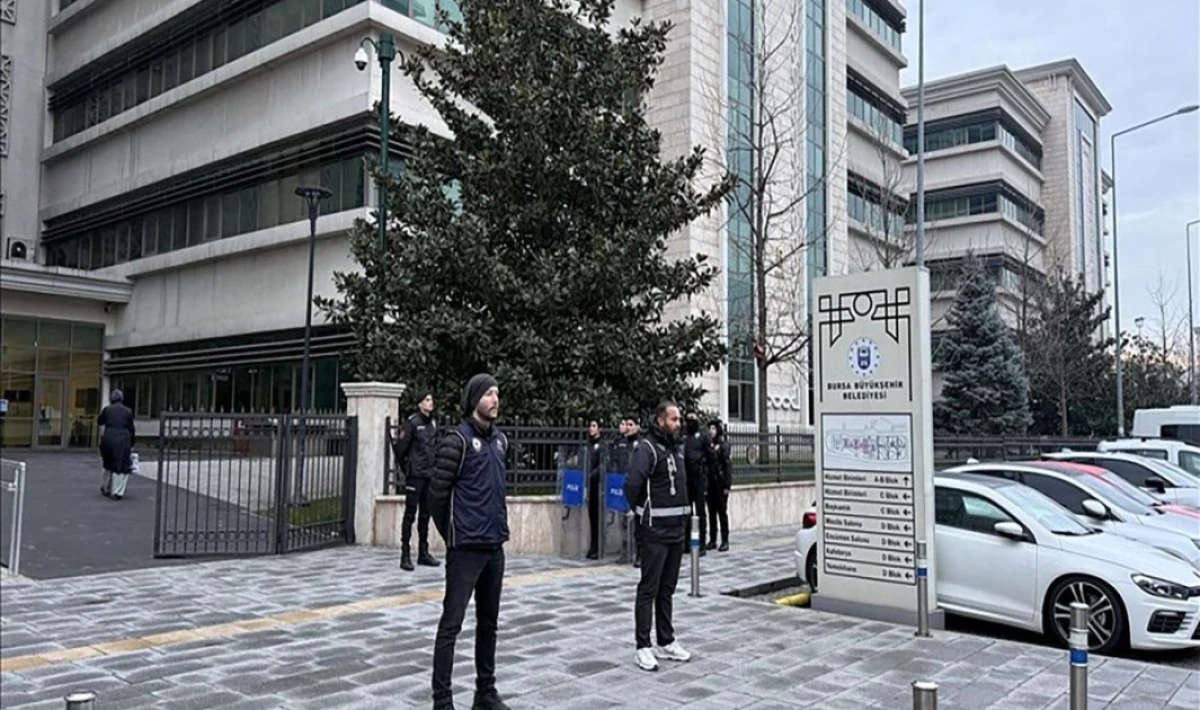 Bursa'da Rüşvet Soruşturması: İddianamedeki “Pasta Kutusu” Detayı Dikkat Çekti