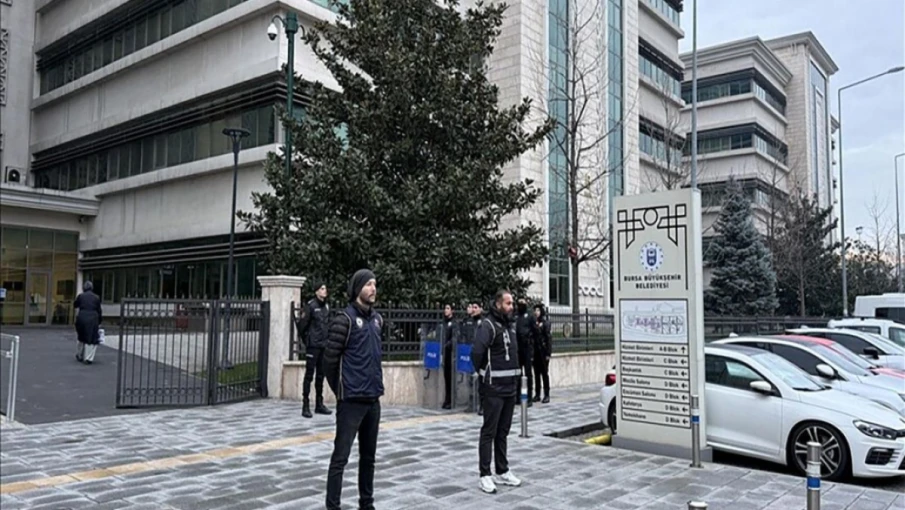 Bursa'da Rüşvet Soruşturması: İddianamedeki “Pasta Kutusu” Detayı Dikkat Çekti