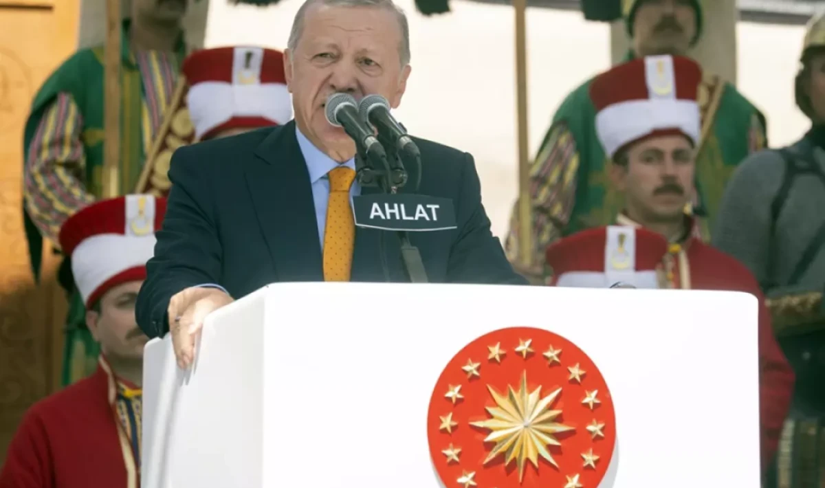 Cumhurbaşkanı Erdoğan’dan Merkez Bankasına Tam Yetki Gönderisi