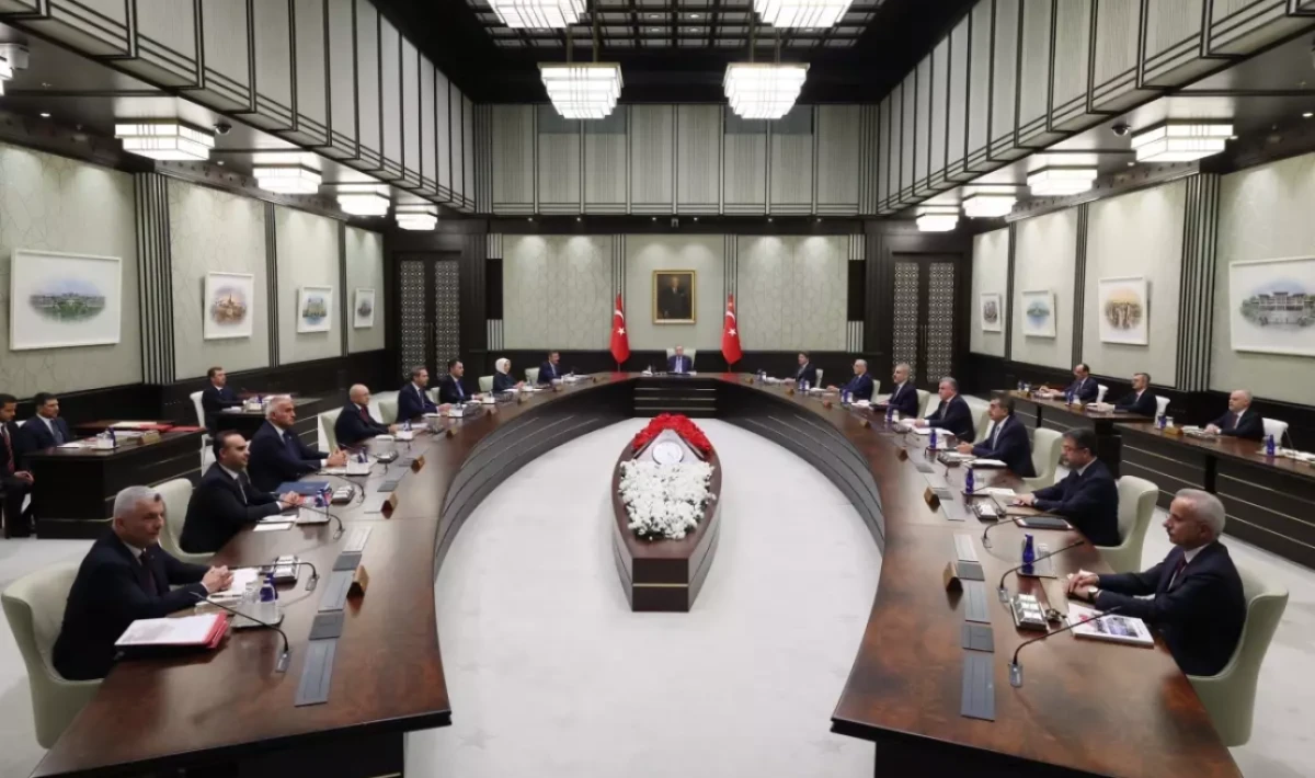 Sürpriz Kabine Toplantısı: Erdoğan Başkanı, Gizemli Gündem
